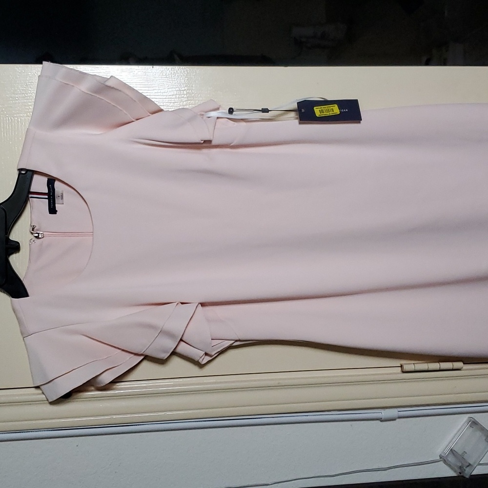 Womens Tommy Hilfiger size 8 dress pink